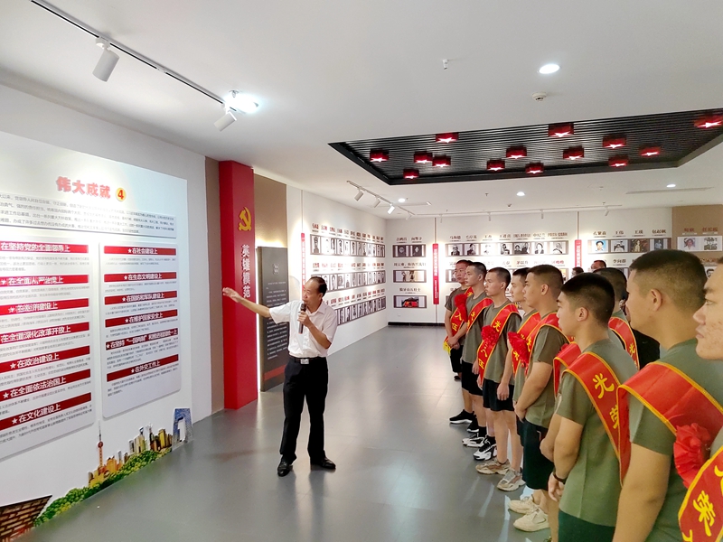 送新兵 踏征程 ——惠州工程职业学院举行2022年秋季应征入伍学生欢送会